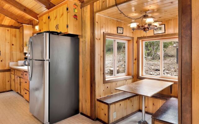 Cabin Idle Ours #933