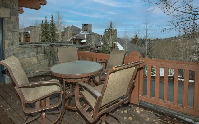 Hummingbird Lodge