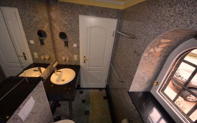 House Bel Monte Groß Zicker