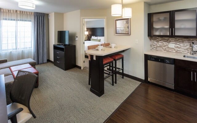 Staybridge Suites Omaha West