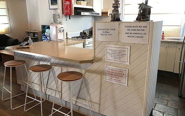 Cosy AffordableGetaway Wifi Netflix Wine