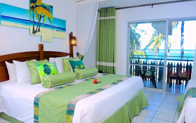 Voyager Beach Resort
