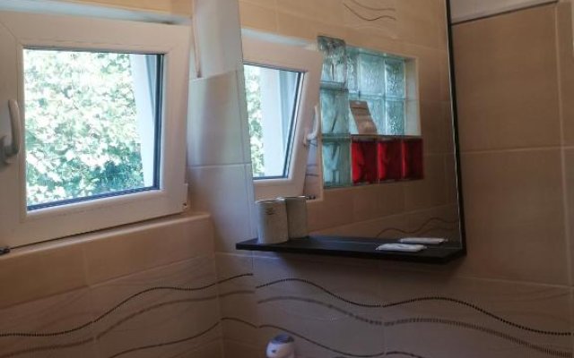 Charming house in green garden Maribor