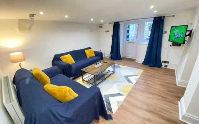 Westons Hideaway, 2 Bed, 6 mins walk to beach