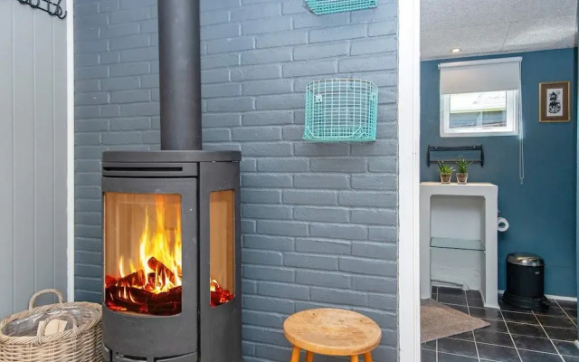 6 Person Holiday Home in Hejls