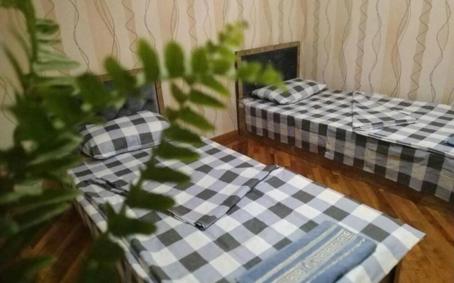 Park Bobur Apt 5x