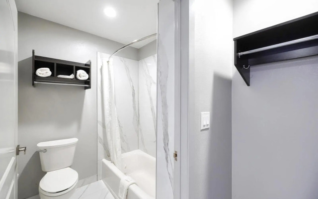 Downtowner Inns - Houston Downtown