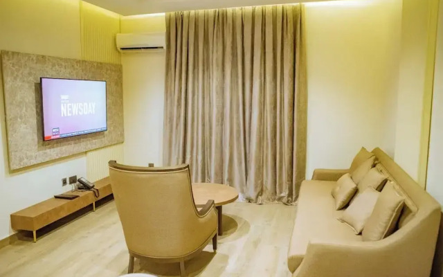 Check Inn Hotel Gimbiya
