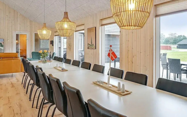 Spacious Holiday Home in Grenå near Sea