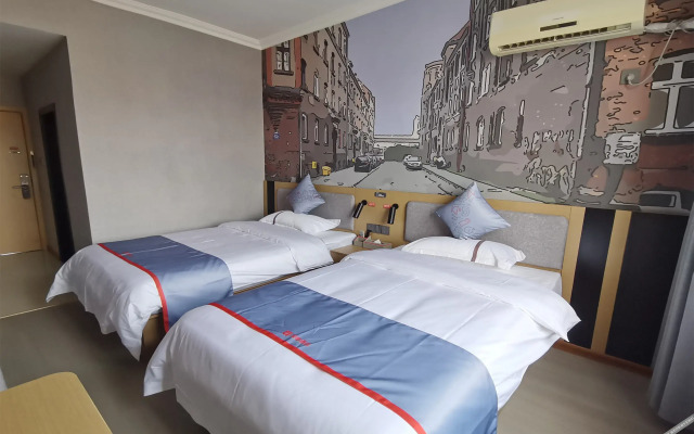 Junyi Chain Hotel (Anqing Tongcheng Haifeng Road)