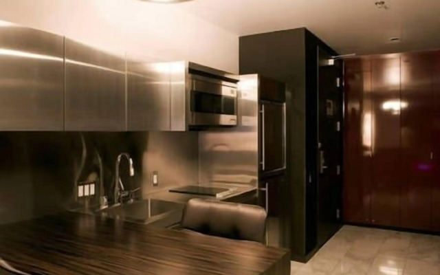 Luxury Suites at the Palms