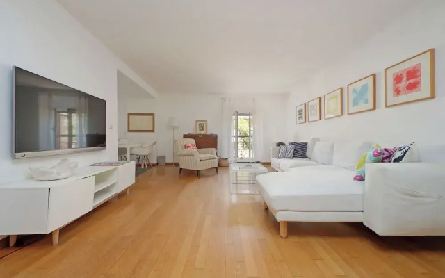 Via Dell'orso Charme