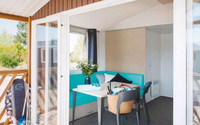 Domaine de Château Laval (GRX103)