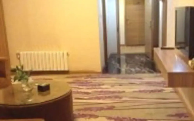 Qingdao Yunfatins Hotel