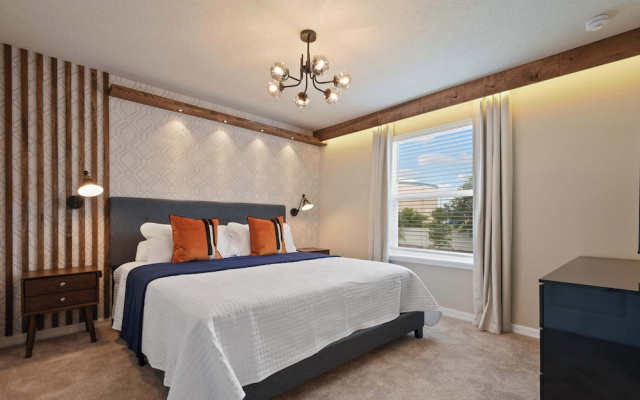 Extraordinary 10br Private Pool Spa Near Disney