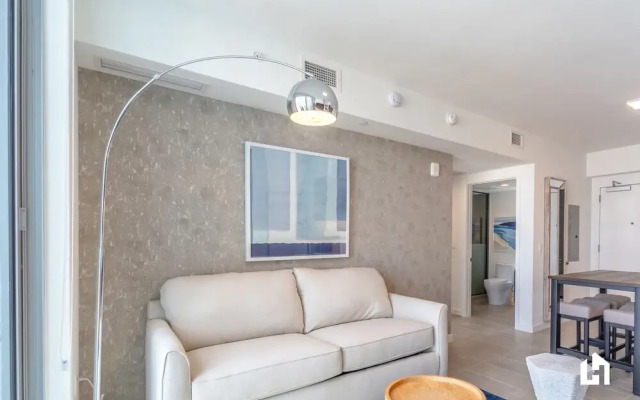 Downtown Miami Condos by Lua Host