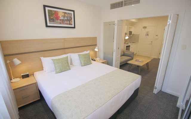 Mantra Adelaide Central – Guest Rooms – Adelaide
