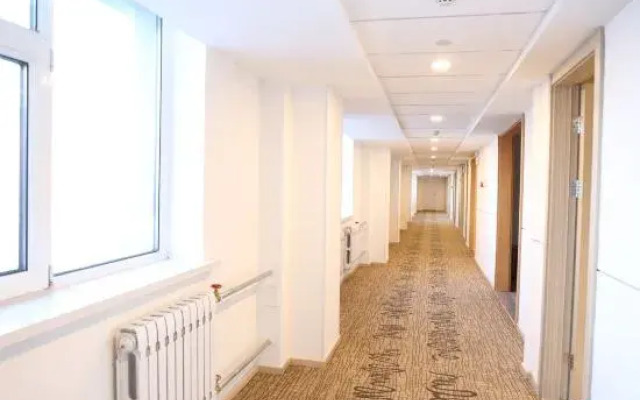 HanTing Hotel (Manzhouli Beihu Park)