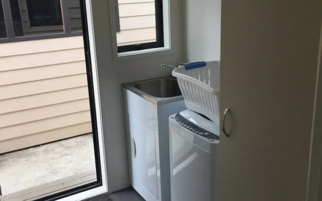 Our Beach House - Raglan West