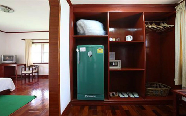 Vansana Plain of Jars Hotel