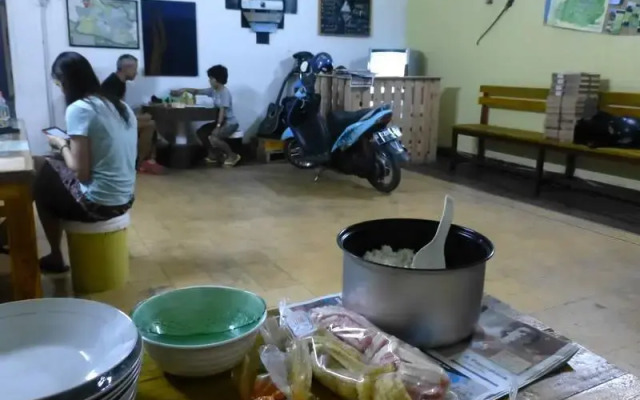 Gado Gadu Hostel