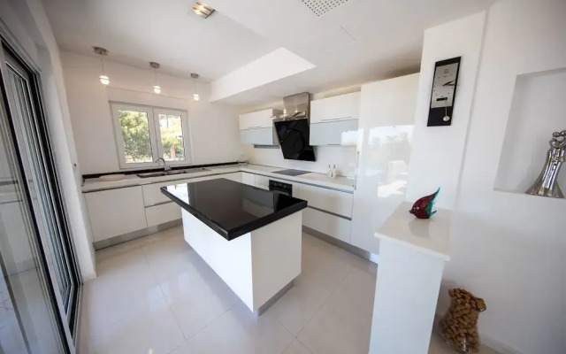 Villa Gg The White Villa