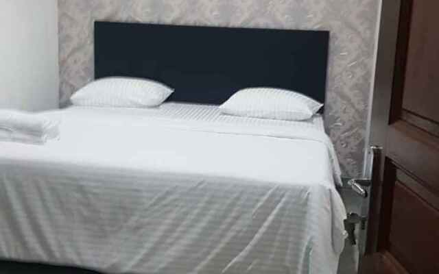 OYO 90560 Pondok Bambu Residence Syariah
