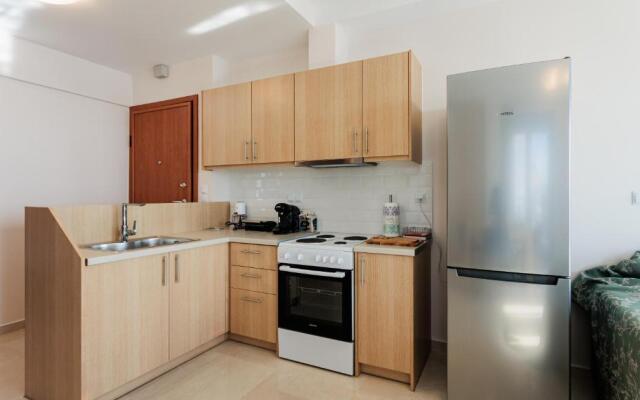 Georgia seaview apartment B1