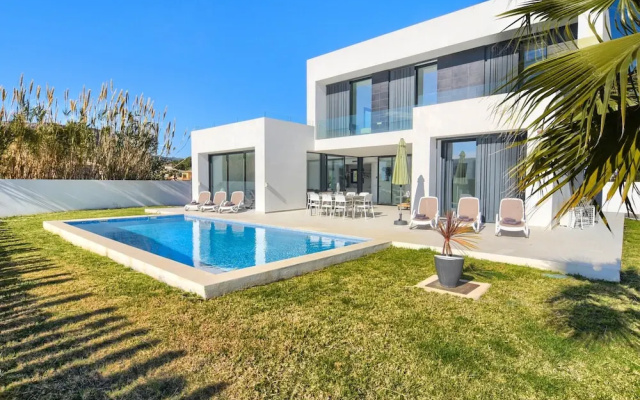 Calpe Home With Terrace Views