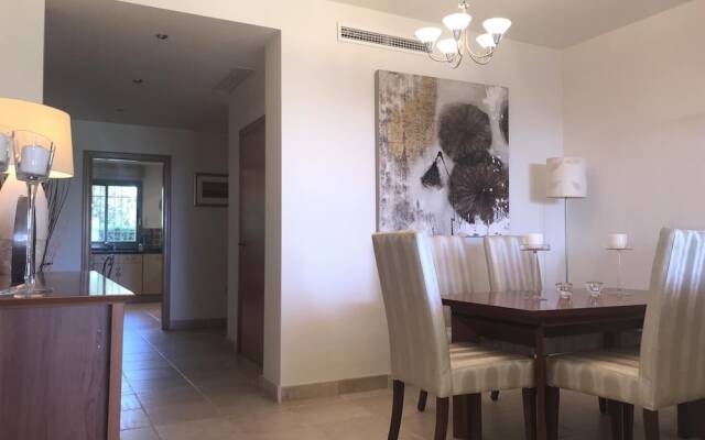 Apartment with Sea Views and Own Garden