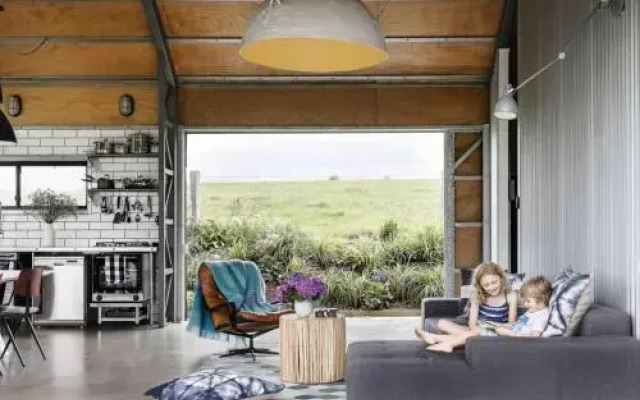 THE SHED Gerroa 4pm checkout on Sundays and Public Holidays