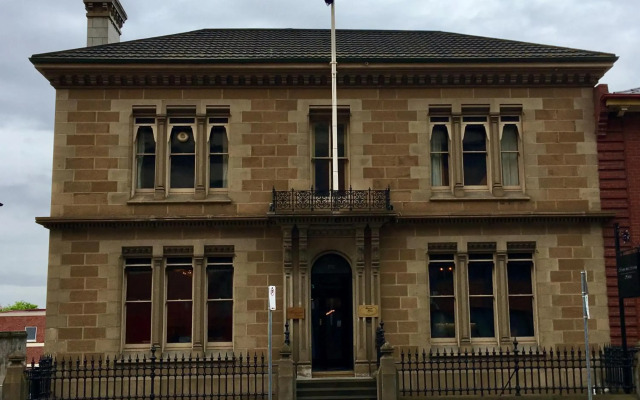 The Macquarie Hotel