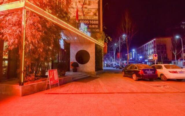 Ceeci Hotel