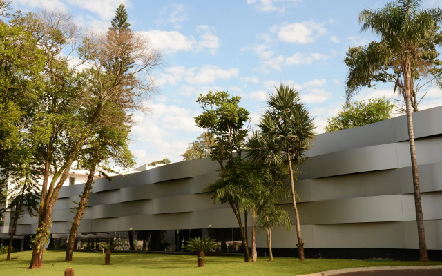 Rafain Palace Hotel & Convention Center