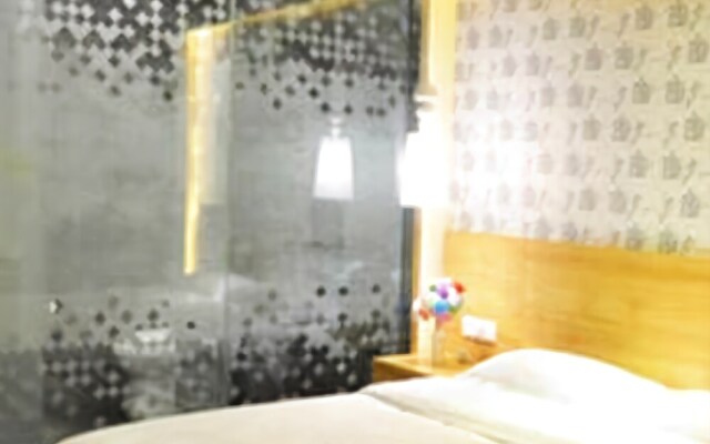 Feel Hotel