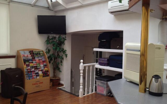 London Continental Hotel