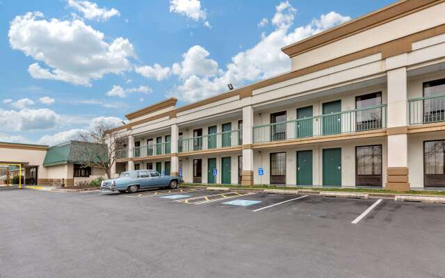 Quality Inn Windsor Mill