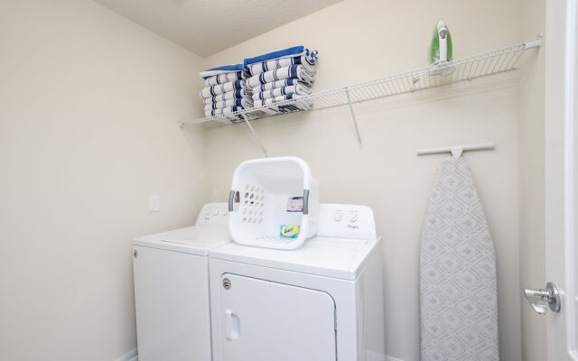 5444 Misty Oak Circle