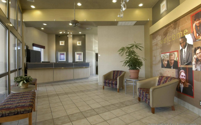 Red Roof Inn Tulsa