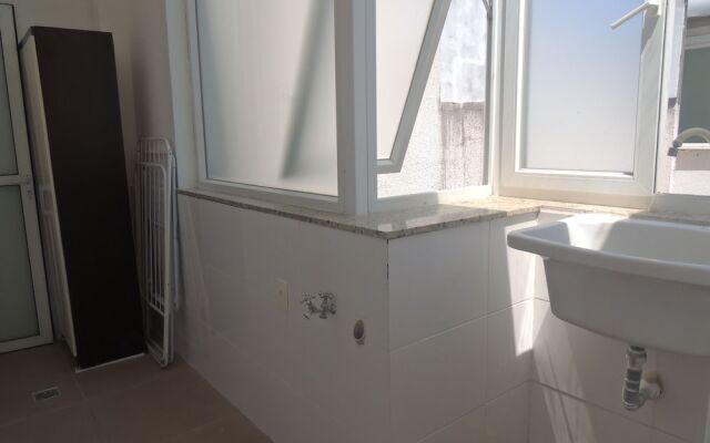 Ótimo Flat 3 Quartos Vista Cristo Redentor