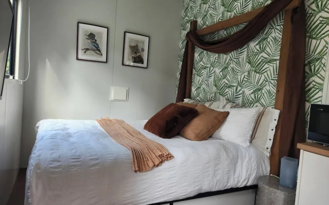 Watts River Tiny - Hidden, but Close to Township – Guest Rooms – Melbourne