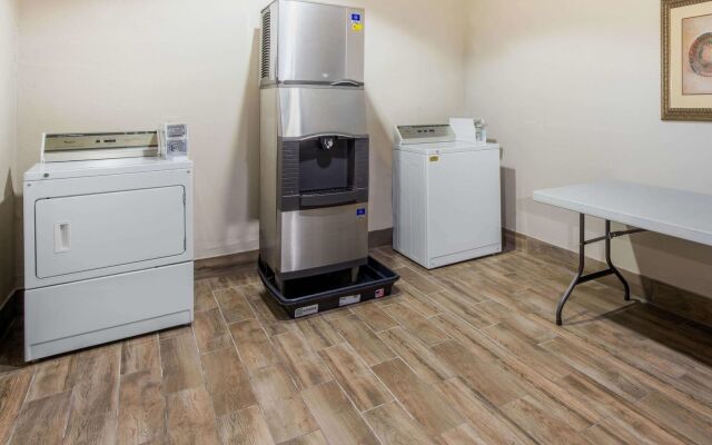 La Quinta Inn & Suites by Wyndham Gainesville