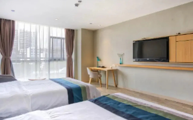 Homeinn Selected Hotel (Kunming Anning Wuyue Plaza)
