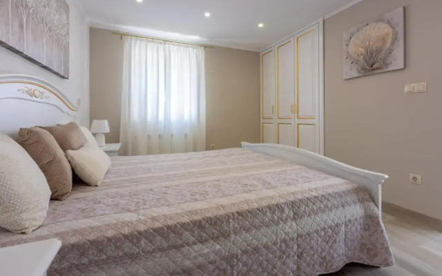 Villa Green Point