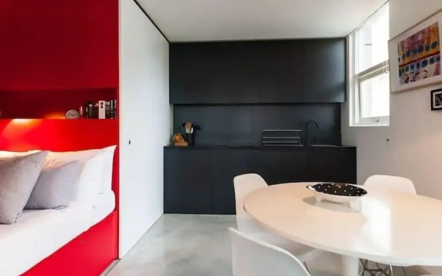 Designer Pad with a View
