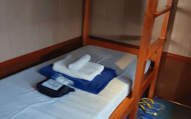 El Nido Ocean Suite Floating Hotel