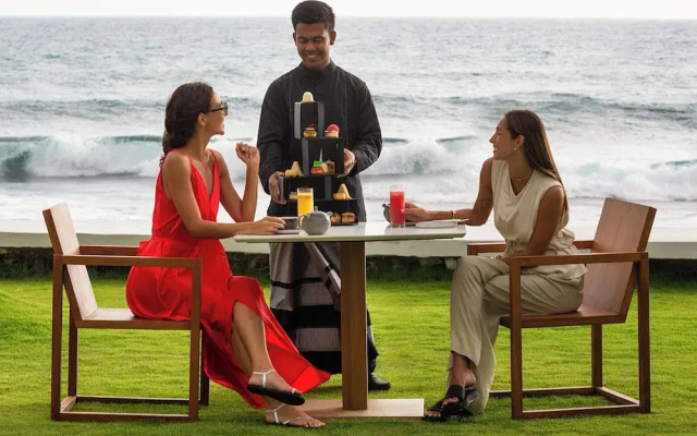 Radisson Collection Resort