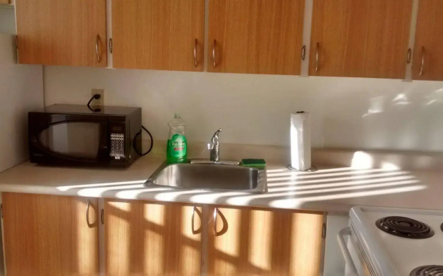 Toronto Furnished Living - Gerard St. E
