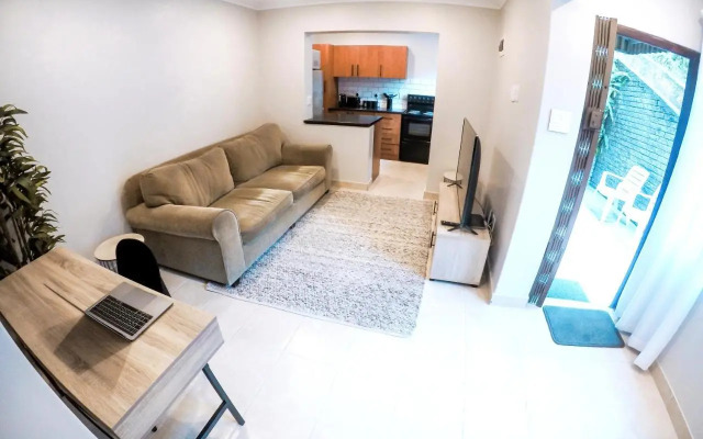 Strelitzia Apartments