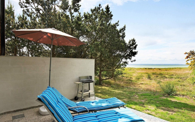 Quaint Holiday Home in Sjaellands Odde near Sea